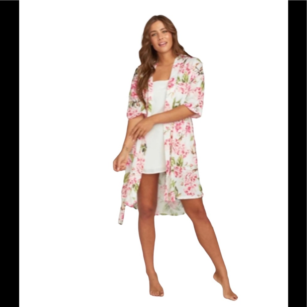 Show Me Your Mumu Brie Robe